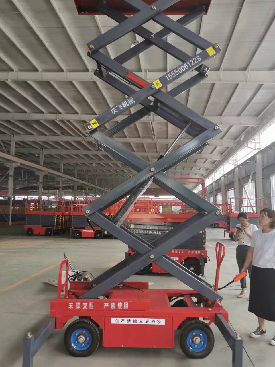   液壓升降機不同時段的保養(yǎng)細節(jié)