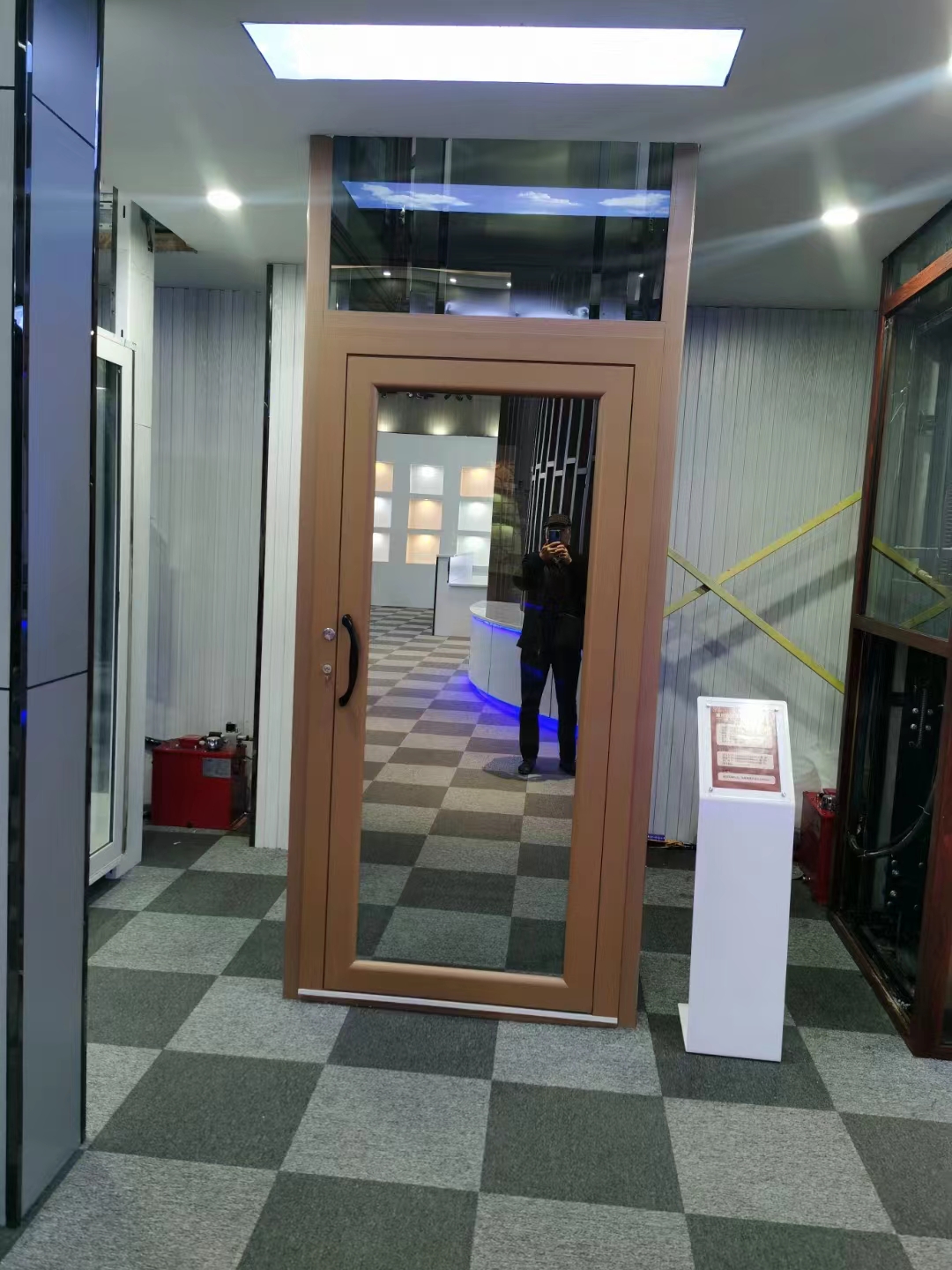 別墅電梯會(huì)急速下墜嗎？